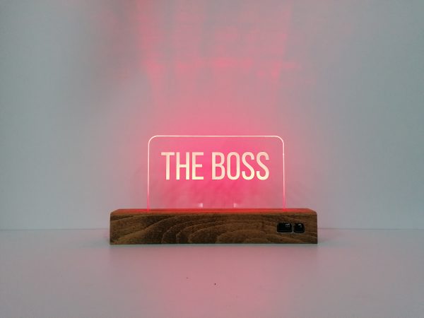 the-boss-gift-plexi-light-rouge